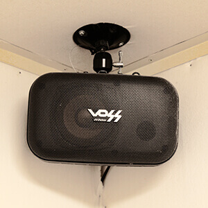 スタジオ内スピーカー