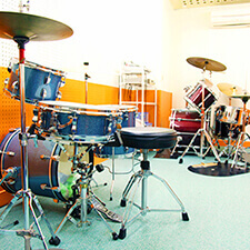 町田市成瀬駅前スタジオNARUSE Sta.　Sスタジオ　ドラムセット2台